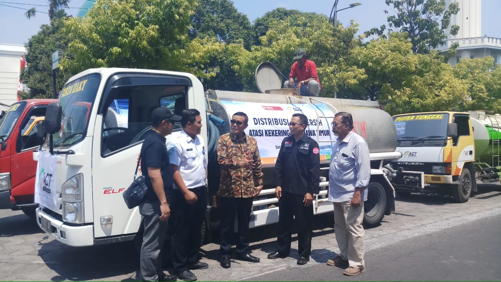 
				ACT Pasok 1 Juta Liter Air Bersih Untuk Bencana Kekeringan Di Jatim		
