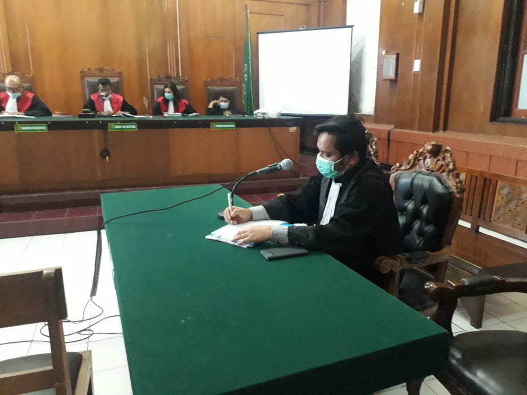 
				Nenek Siti Asiyah diputus Bersalah, Kuasa Hukum Sebut Tidak Adil		