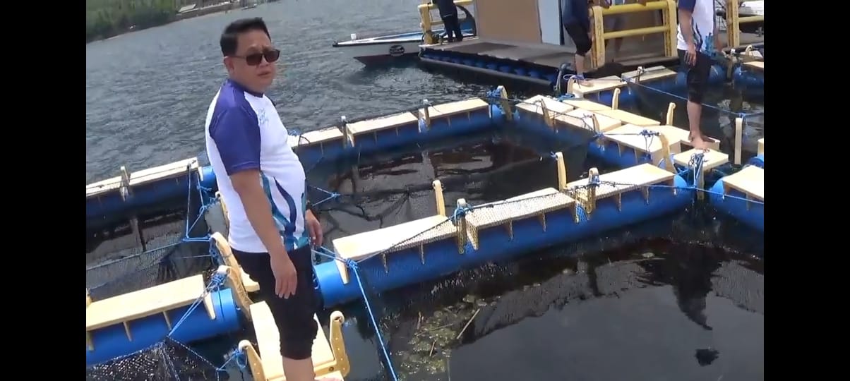 
				IKA Unair Adopsi Ribuan Terumbu Karang Di Perairan Situbondo		