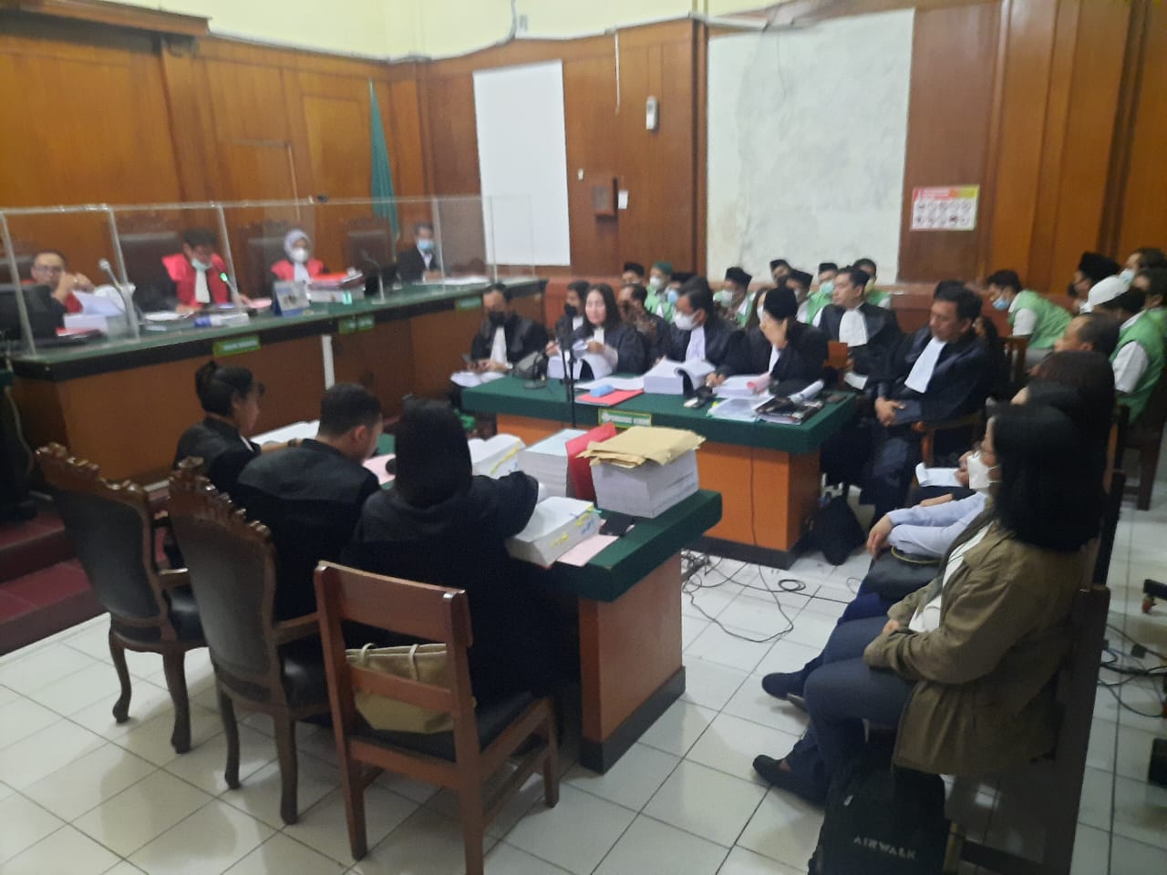 
				Sopir Meratus Line Bisa Atur Atasan Gelapkan BBM, Dirut Berkilah Mis Manajemen		