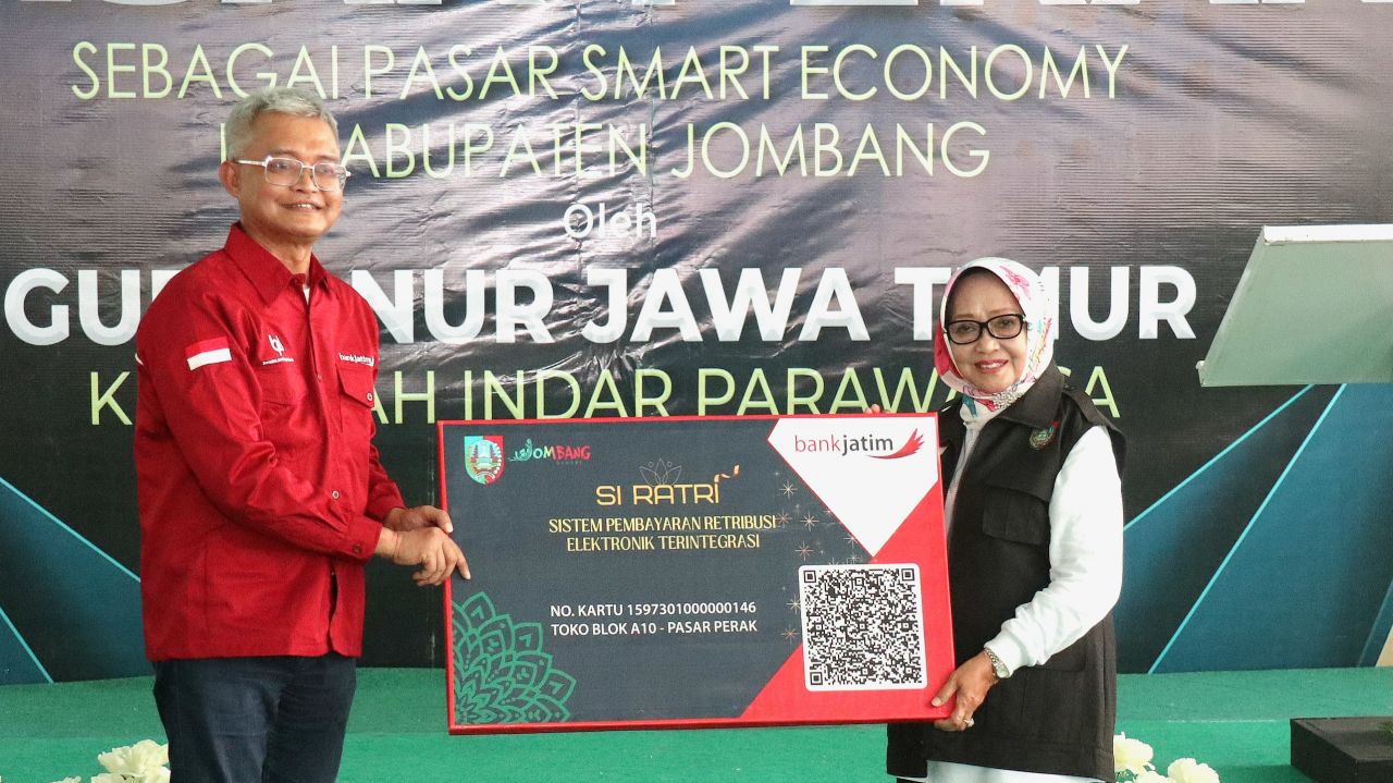 Bank Jatim Hadirkan E-Retribusi (Si RATRI) di Pasar Perak Jombang