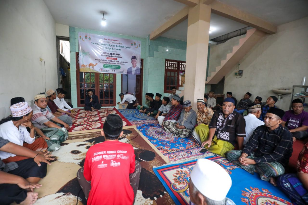 GGN Dukung Ganjar Adakan Kajian dan Tausiah di Majelis Taklim An Najah Mojokerto