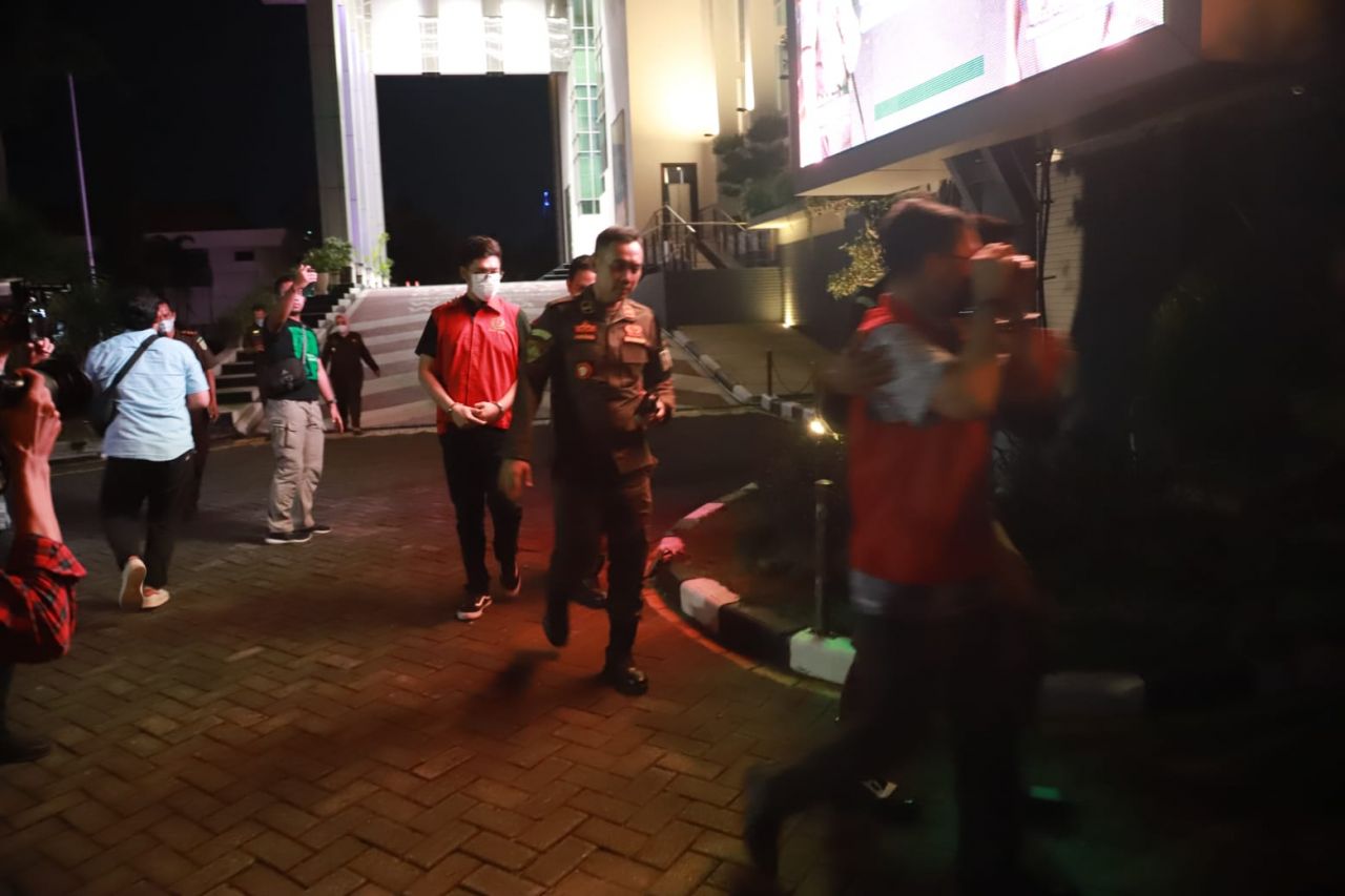 Kredit Macet Rp 50 M Bank BNI Gresik, 2 Dari 3 Tersangka Ditahan