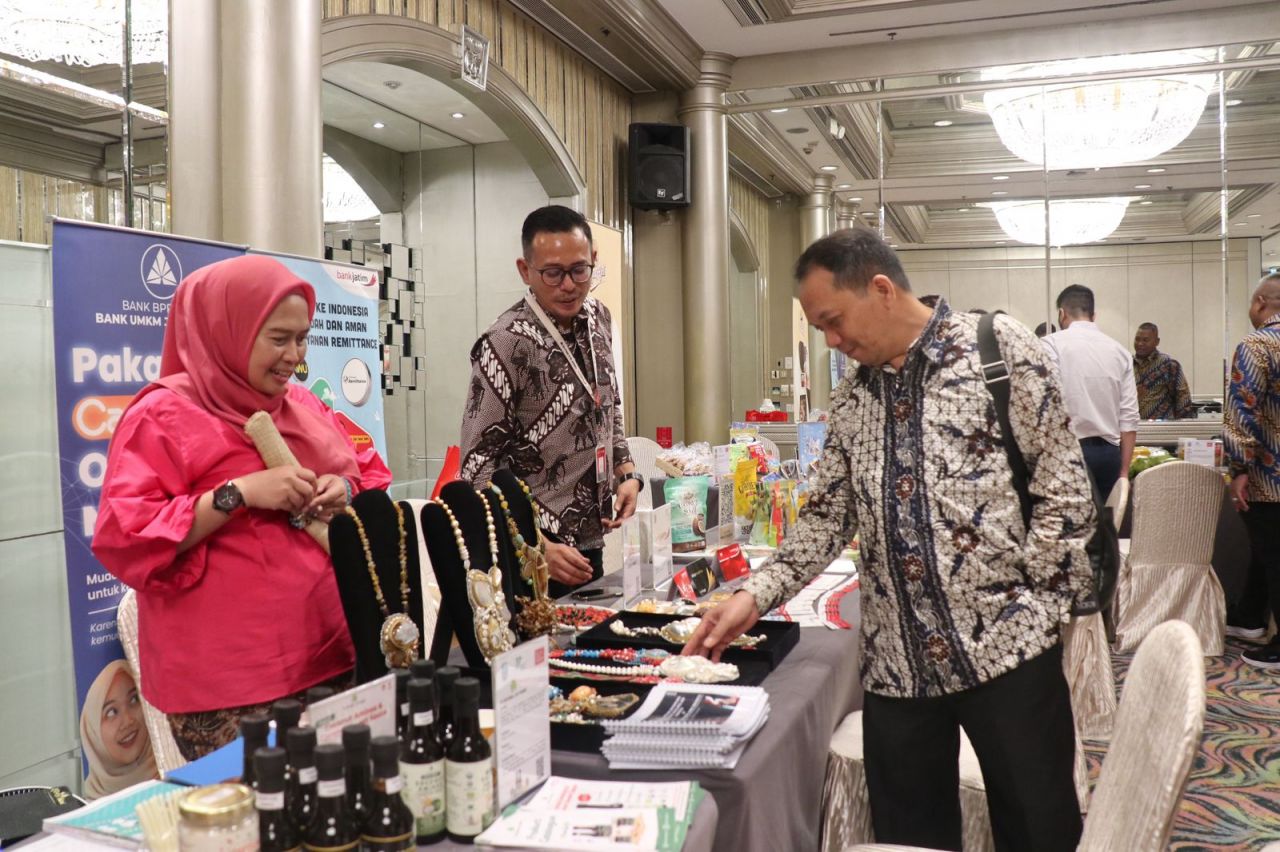 Bank Jatim Perkenalkan JConnect Remittance Di Hong Kong