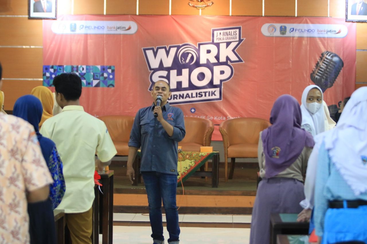 Generasi Z Belajar Jurnalistik Bareng Pokja Wartawan Grahadi