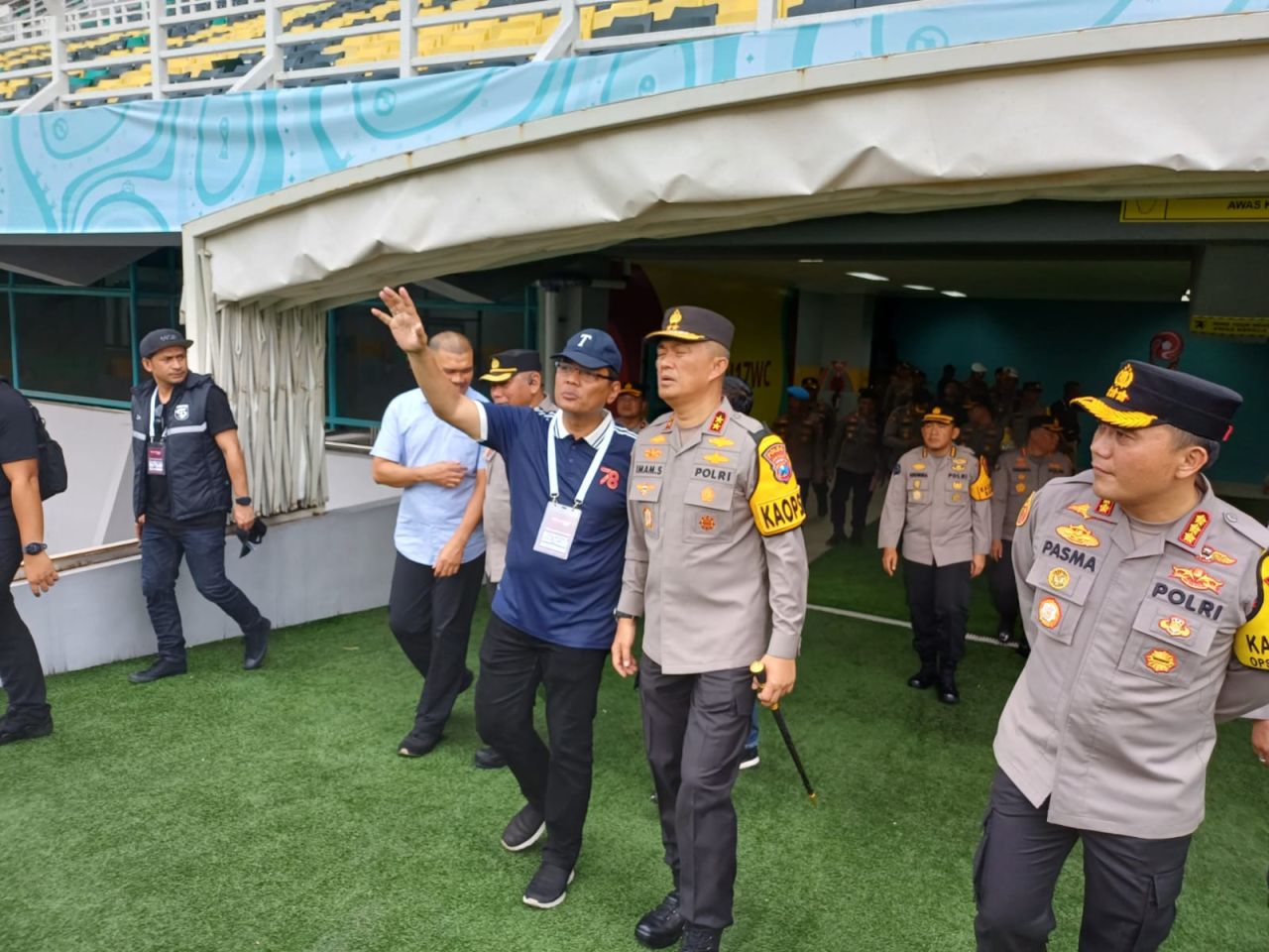 Kapolda Jatim Larang Penonton Tak Bertiket Ke GBT Saat Piala Dunia U-17