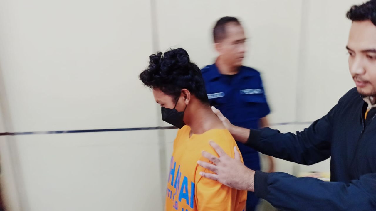 Pria Pasuruan Ditangkap Polisi Karena Jual Konten Porno
