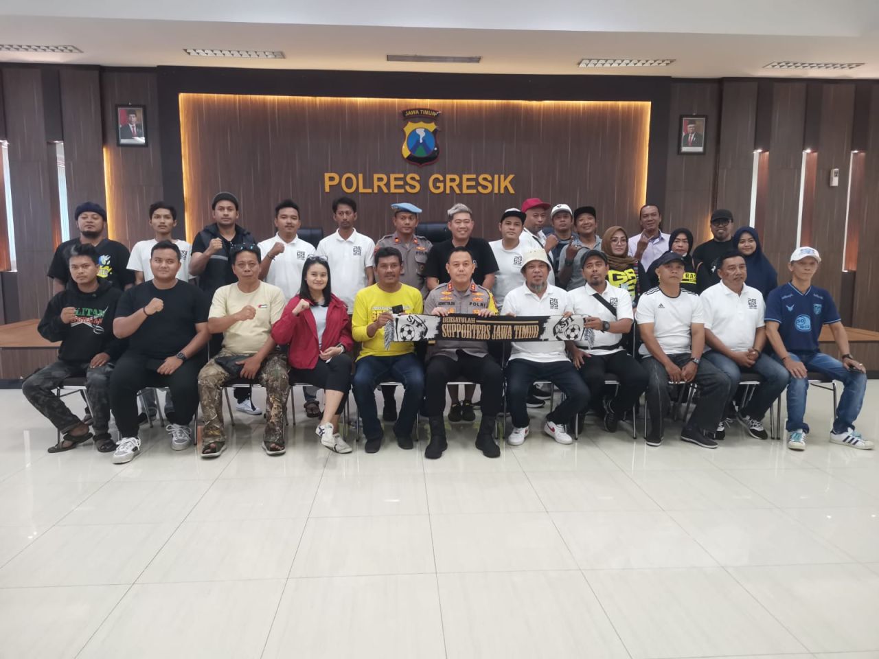 Kerusuhan di Stadion Joko Samudro, Perwakilan Suporter Minta Maaf ke Polisi