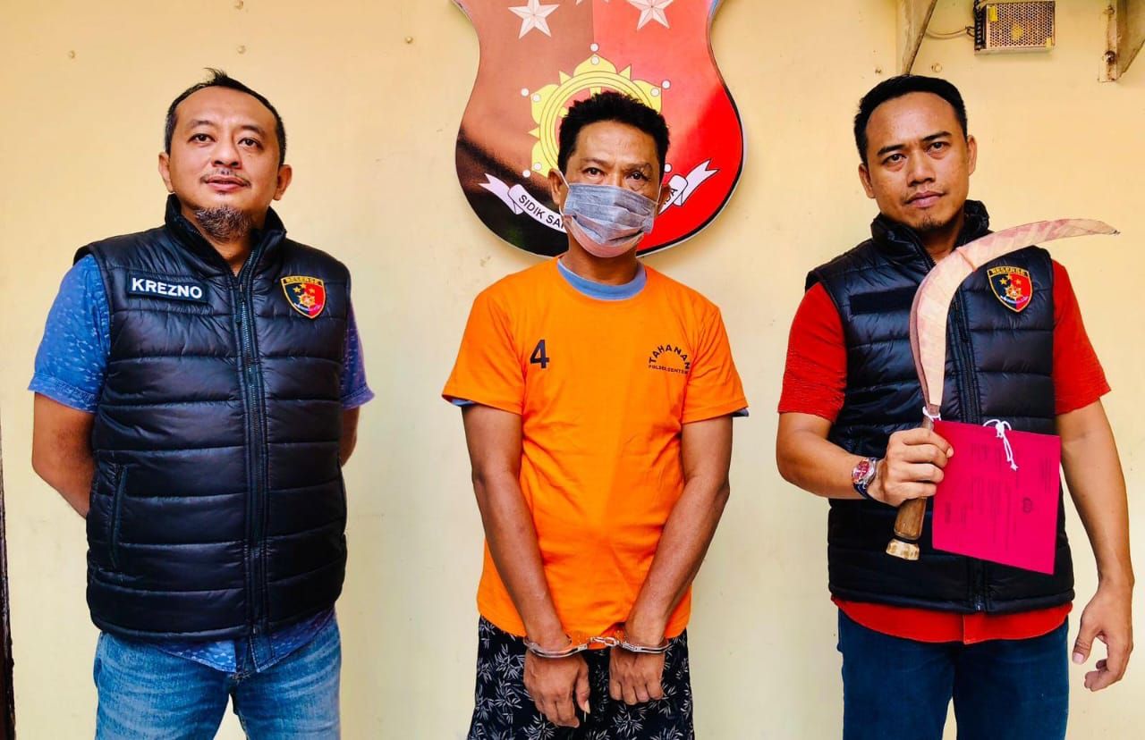 Debt Collector Bercelurit Ditangkap Polisi di Surabaya