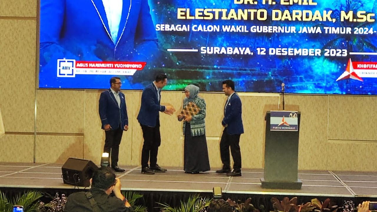 Demokrat Beri Rekom Khofifah-Emil Kembali Maju Pilgub Jatim