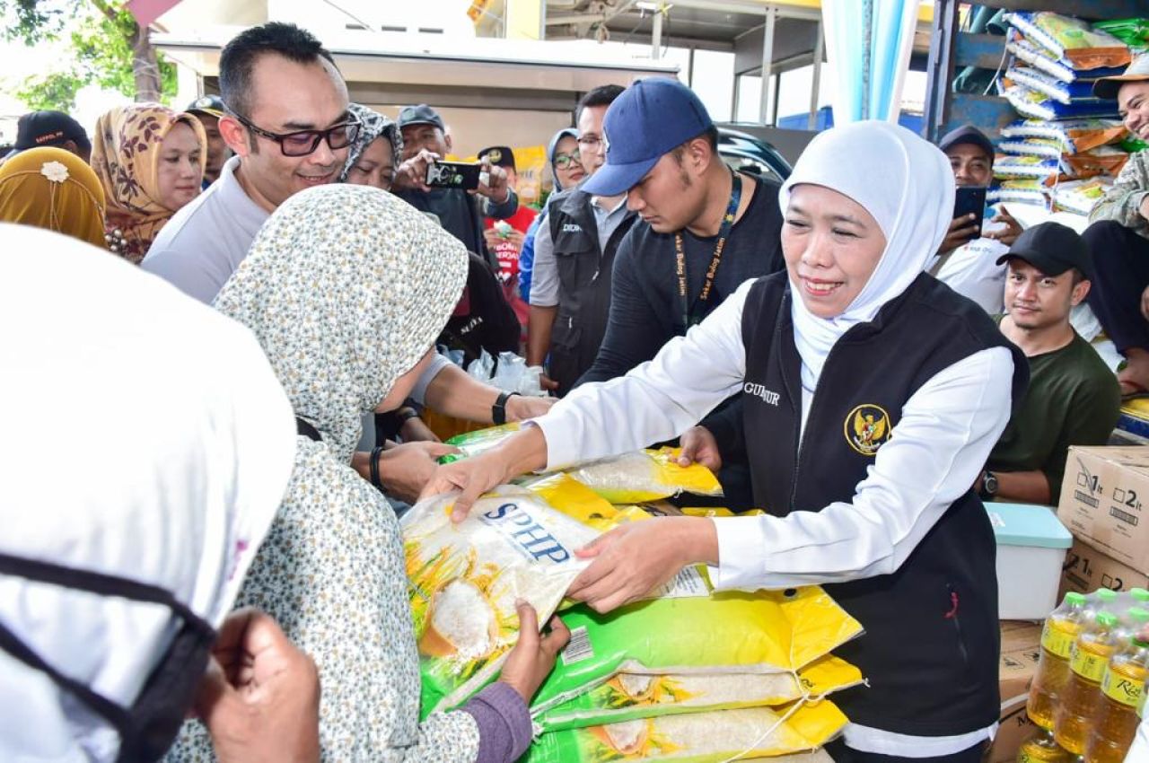 ThumbnailJelang Nataru, Khofifah: Stok Beras dan Sembako Aman di Jatim Jelang Nataru, Khofifah: Stok Beras dan Sembako Aman di Jatim