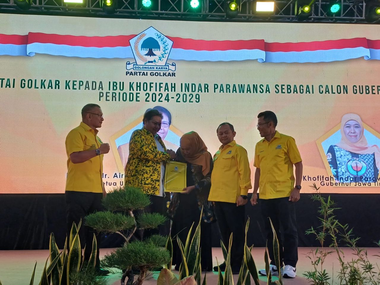 Khofifah Direkom Golkar Maju Pilkada Jatim 2024
