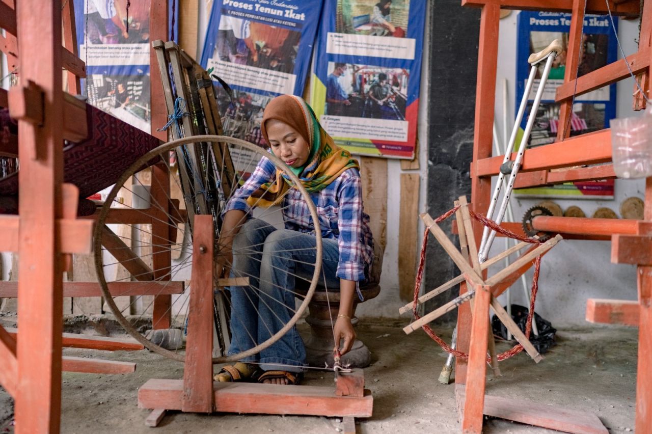 ThumbnailTenun Ikat Blitar Binaan PLN Peduli Bangkitkan Asa Mantan Pekerja Migran dan Difabel Tenun Ikat Blitar Binaan PLN Peduli Bangkitkan Asa Mantan Pekerja Migran dan Difabel