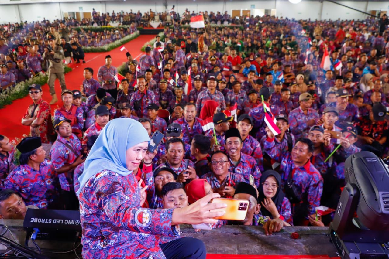 Khofifah Ajak Perangkat Desa Wujudkan Pemilu Damai 2024