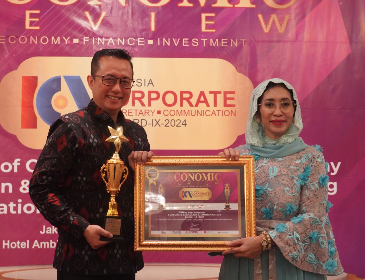 Bank Jatim Raih Peringkat Platinum pada Ajang ICCA Awards 2024. (Dok Humas Bank Jatim)