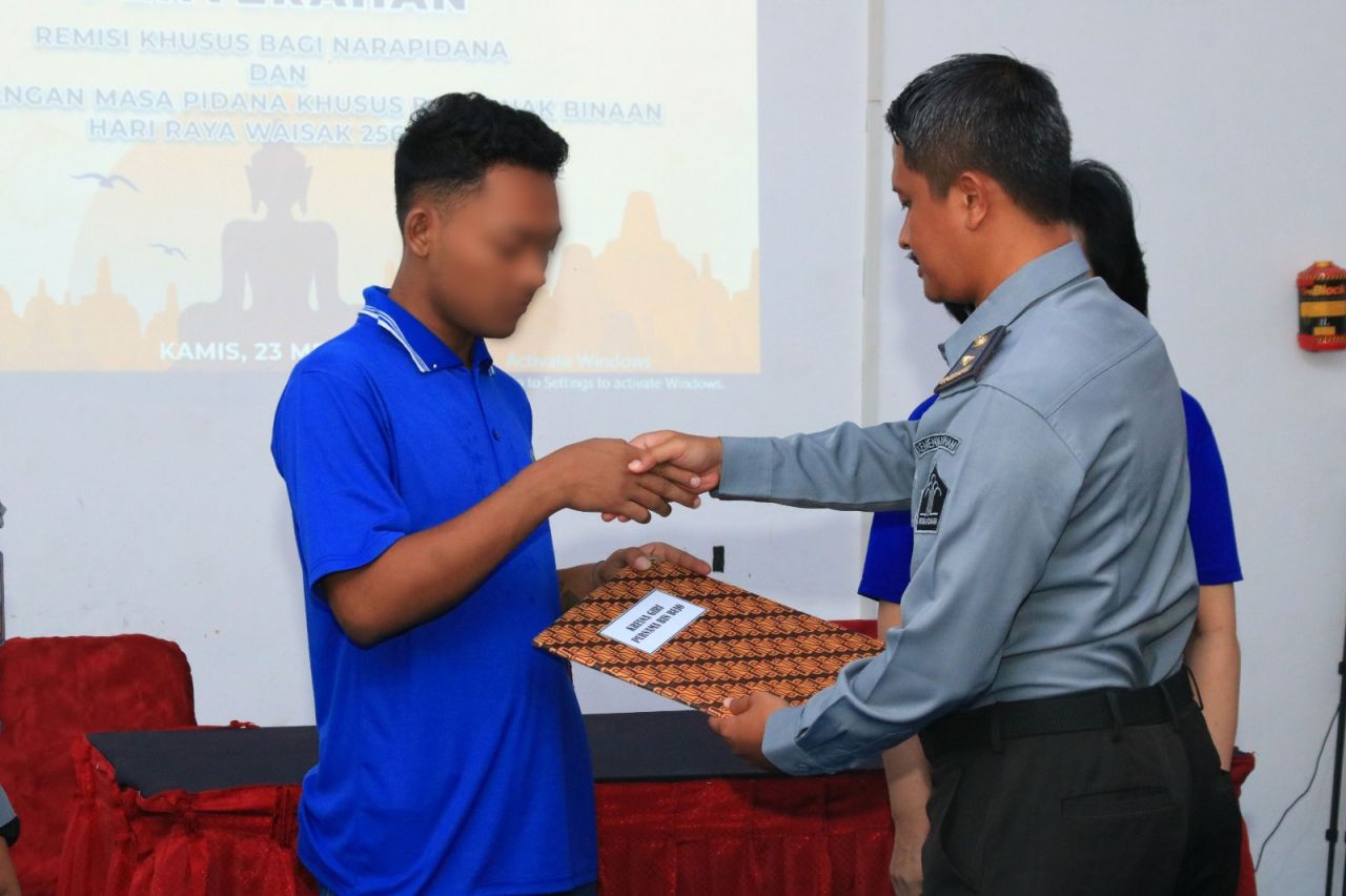 25 Narapidana Beragama Budha di Jatim Peroleh Remisi Khusus Waisak