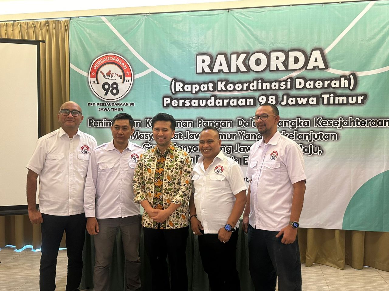 Persaudaraan 98 Jawa Timur Dukung Khofifah-Emil 2 Periode