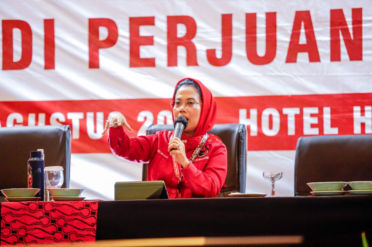 ThumbnailPDIP Jatim Gelar Rakerdasus Pemenangan Risma - Gus Hans PDIP Jatim Gelar Rakerdasus Pemenangan Risma - Gus Hans