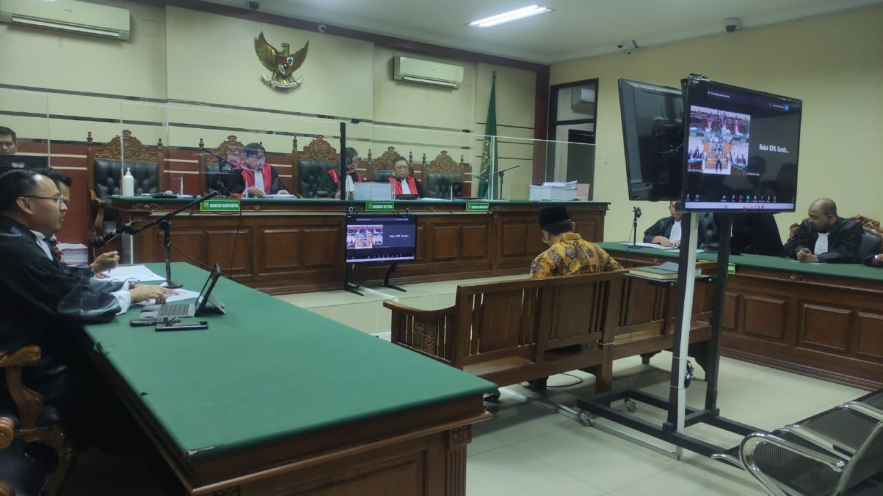 Sidang Perdana Mantan Bupati Sidoarjo, JPU Sebut Peran Gus Muhdlor Tak Dominan