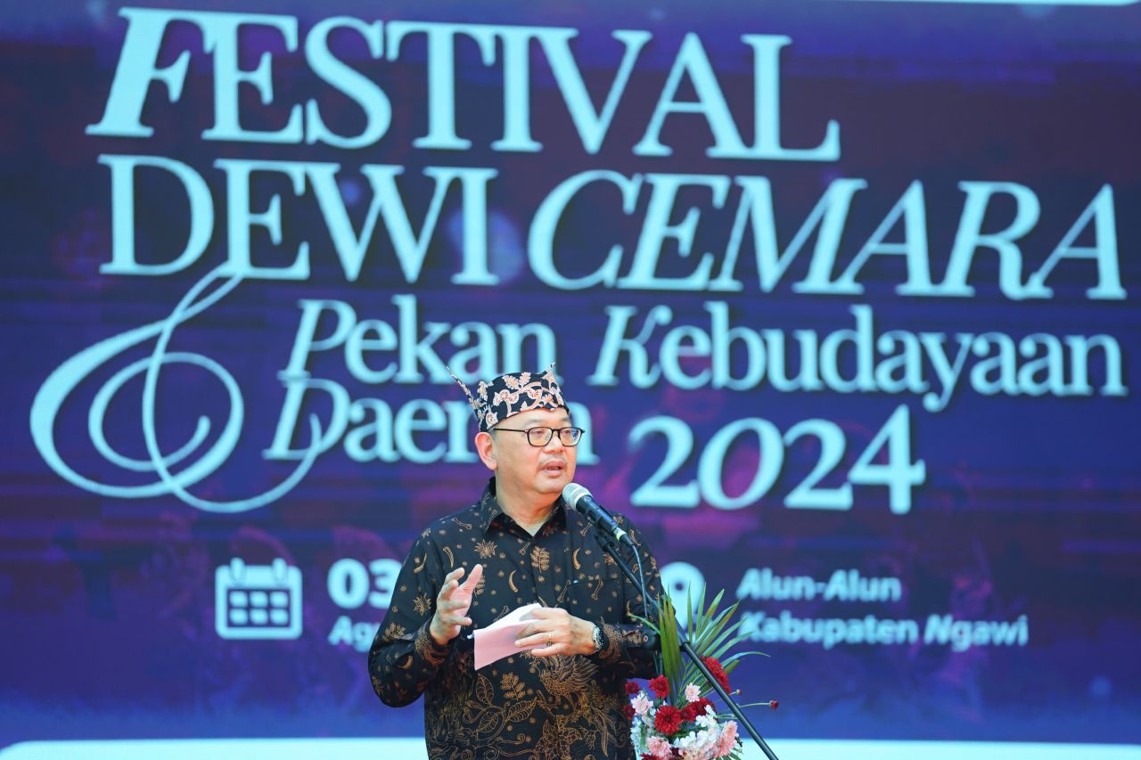 Pj Sekdaprov Jatim Buka Festival Dewi Cemara 2024