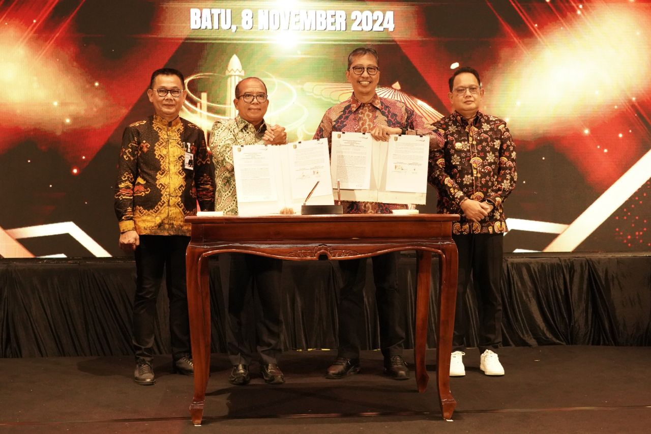Bank Jatim Teken Shareholder Agreement dengan Pemprov Lampung dan Bank Lampung  