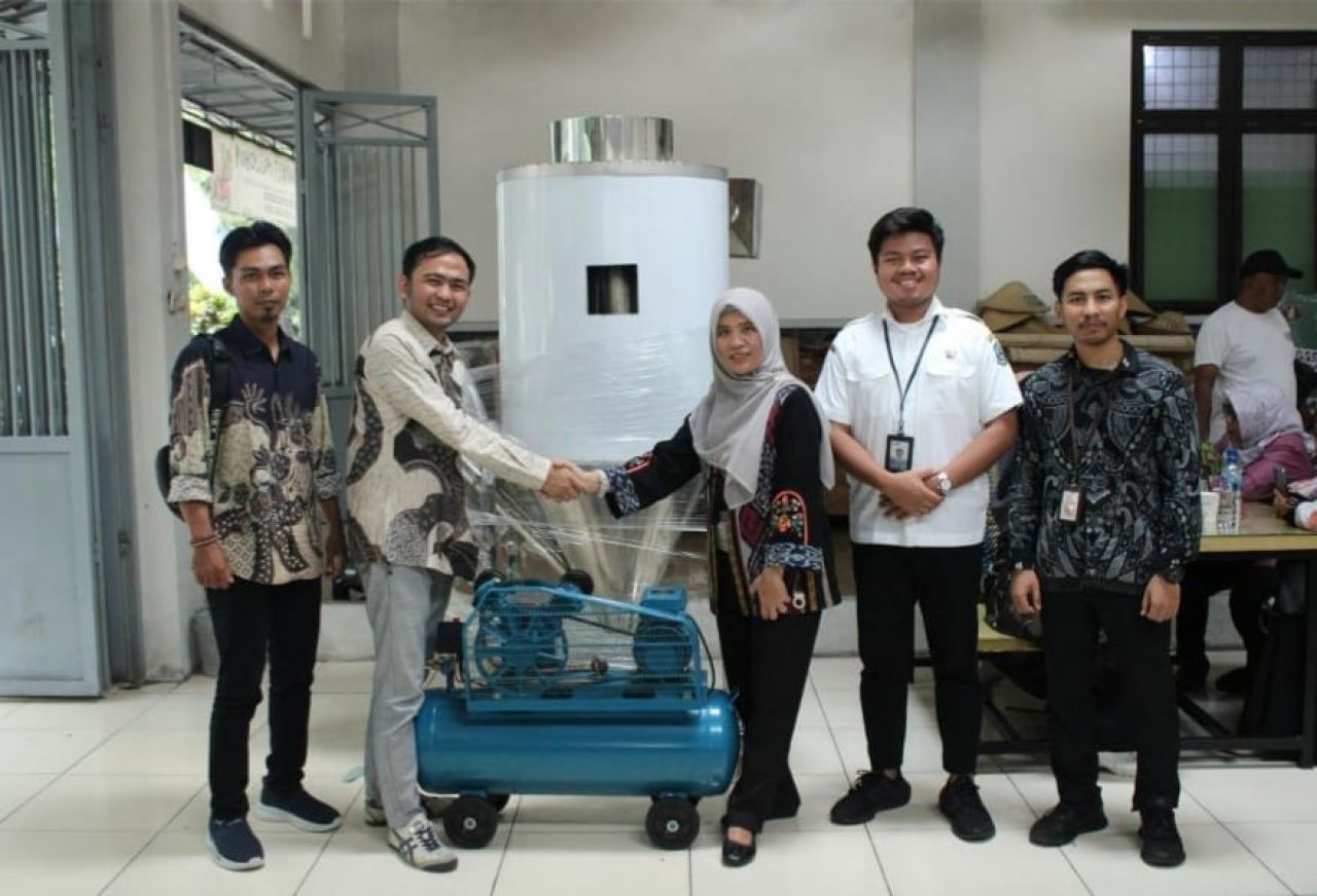 3 Koperasi Produsen Kopi Terima "Spray Dryer" dari Diskop dan UKM Jatim