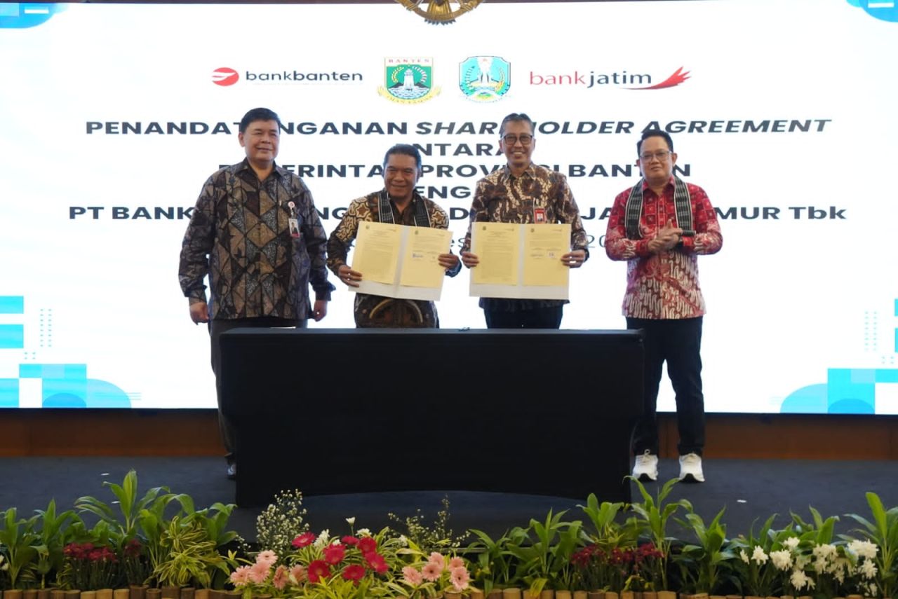 Tanda Tangani Shareholder Agreement, Bank Jatim dan Bank Banten Lanjutkan Proses KUB