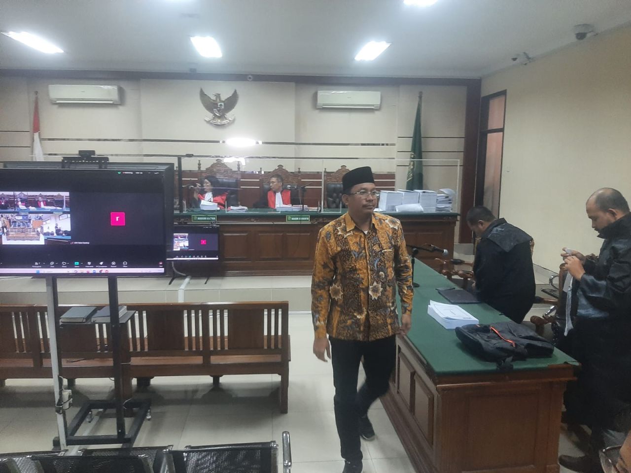 Dituntut 6 Tahun Penjara, Gus Muhdlor Ajukan Pembelaan