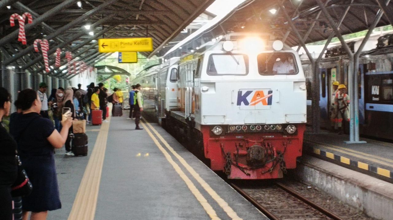 KAI Daop 8 Surabaya Terapkan Grafik Perjalanan Kereta Api 2025 mulai 1 Februari