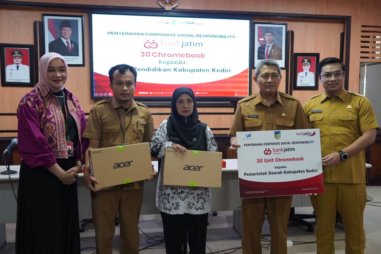 Tingkatkan Kesejahteraan Masyarakat, Bank Jatim Salurkan CSR Ke Pemkab Kediri