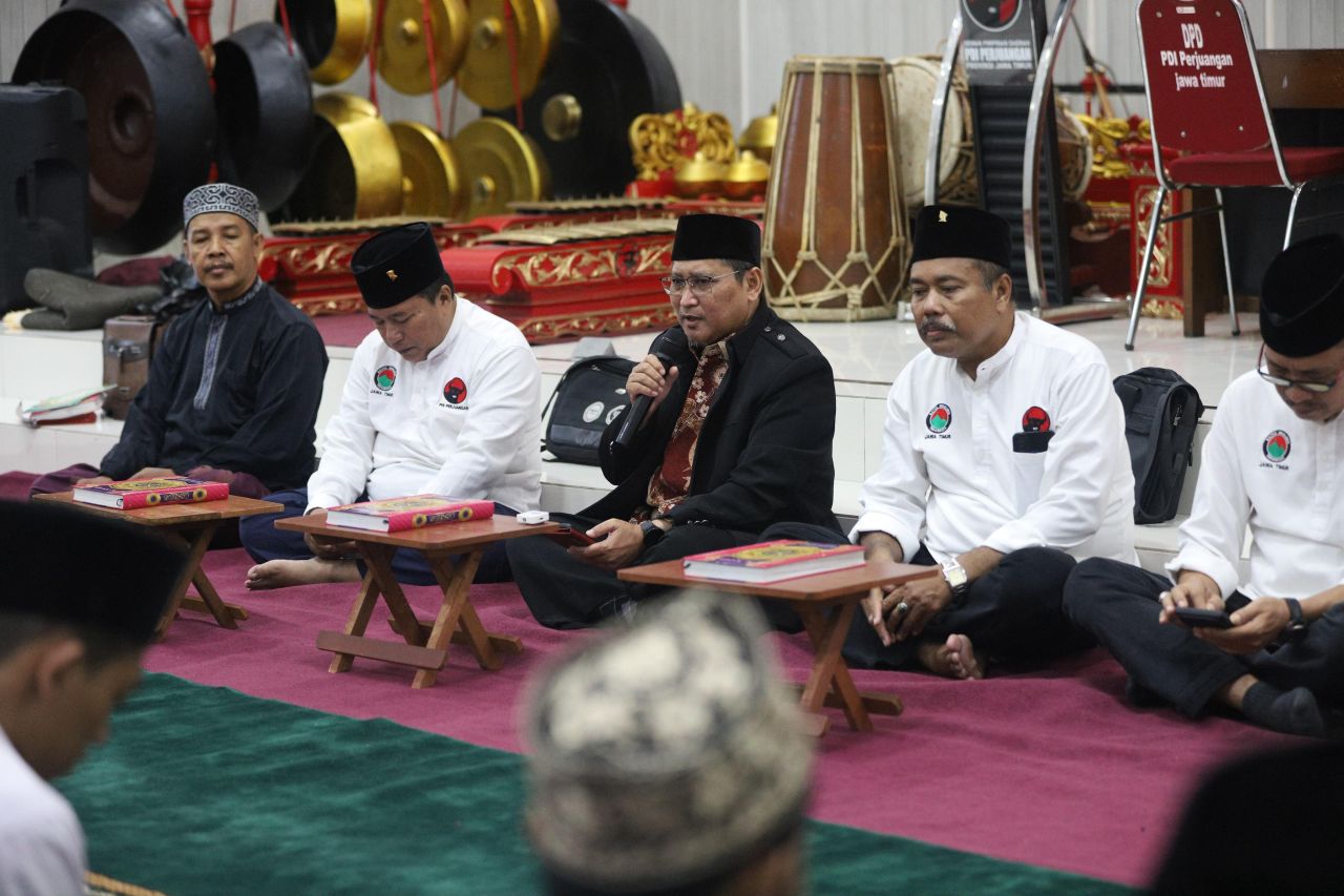 Isi Tausiyah, Dr H Achmad Zuhdi MFilI Apresiasi Kegiatan Ramadan PDIP Jatim
