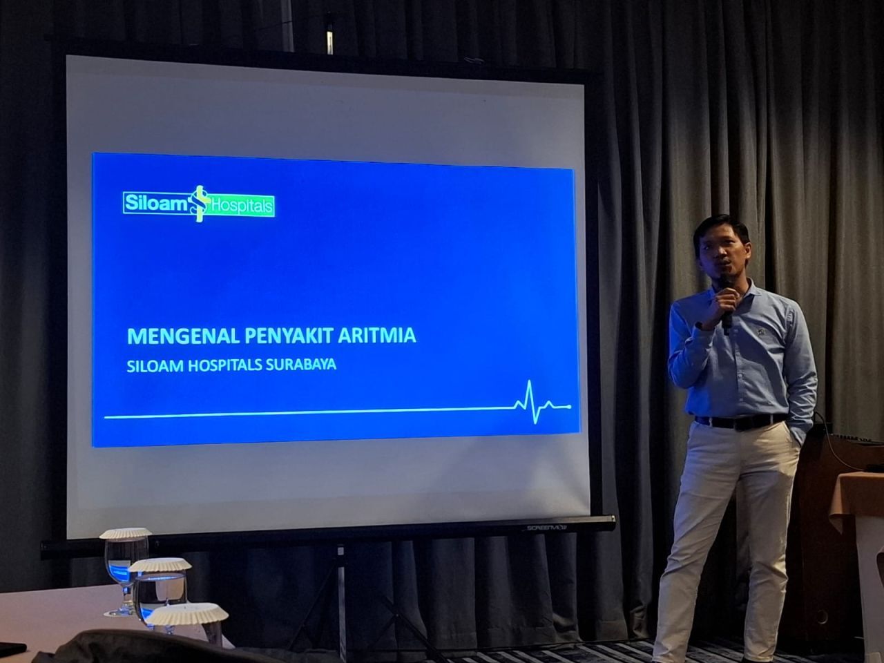 ThumbnailMengenal Aritmia, Penyakit Jantung Berdarah Dingin. Ini gejalanya.. Mengenal Aritmia, Penyakit Jantung Berdarah Dingin. Ini gejalanya..