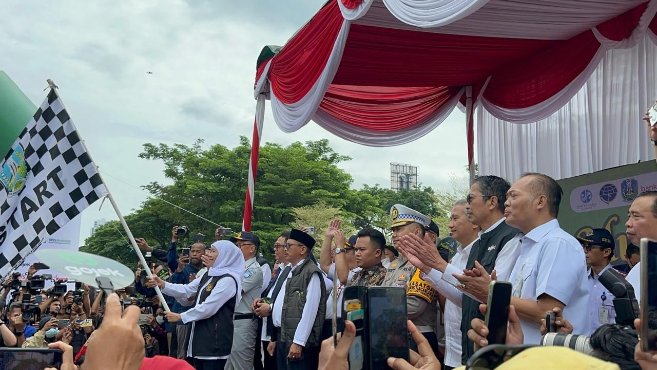 ThumbnailBerangkatkan Ribuan Orang, Bank Jatim Dukung Program Mudik Gratis Pemprov Jawa Timur Berangkatkan Ribuan Orang, Bank Jatim Dukung Program Mudik Gratis Pemprov Jawa Timur