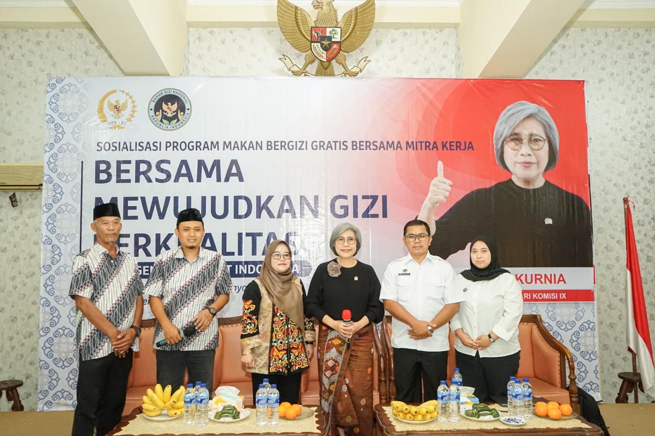 Indah Kurnia Sosialisasi MBG di Sukolilo Surabaya