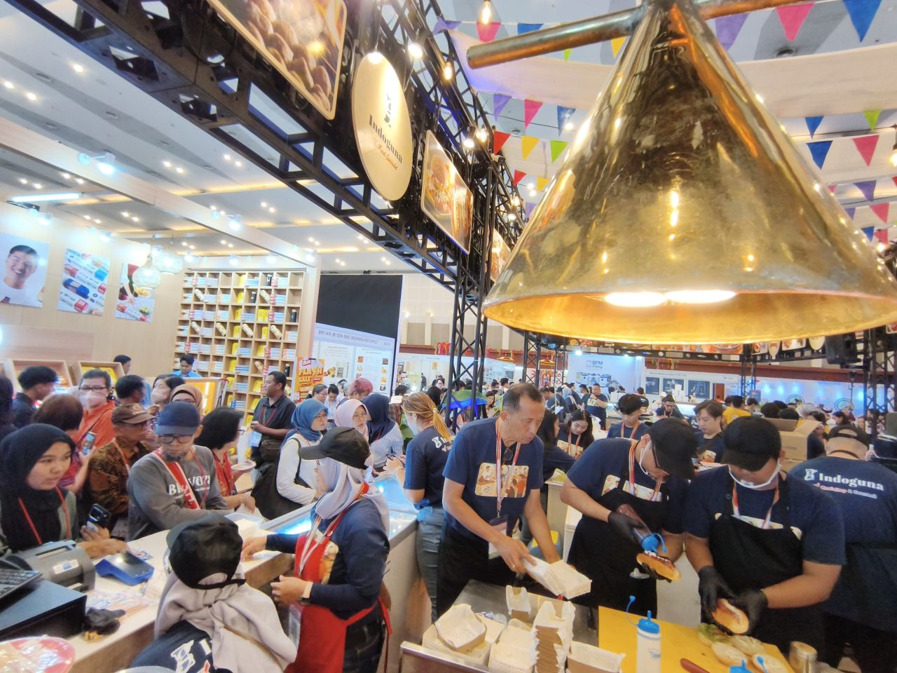 ThumbnailEast Food Indonesia dan East Pack Surabaya 2025, Ajang UKM Ekspor Unjuk Gigi East Food Indonesia dan East Pack Surabaya 2025, Ajang UKM Ekspor Unjuk Gigi