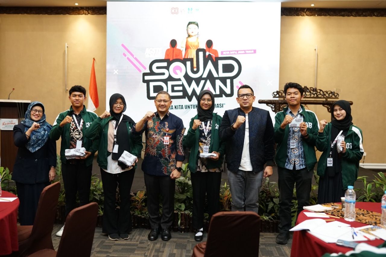 ThumbnailGelar SQUAD Dewan, Setwan DPRD Jatim Ajak GenZ Melek Politik dan Aktif Berdemokrasi Gelar SQUAD Dewan, Setwan DPRD Jatim Ajak GenZ Melek Politik dan Aktif Berdemokrasi