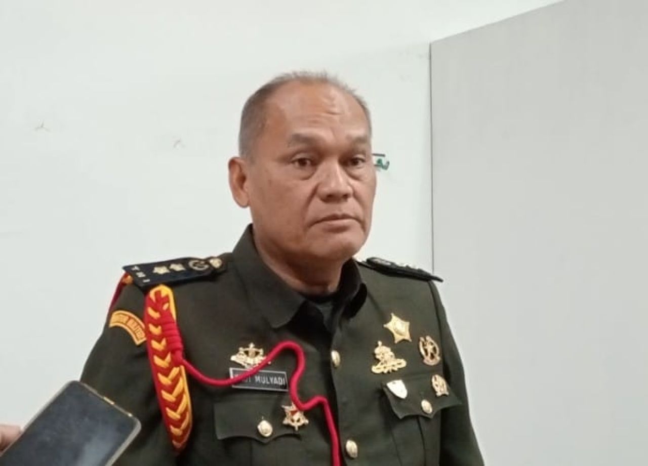 ThumbnailPratu Risky Dituntut Maksimal, Kuasa Hukum Sebut Fakta Persidangan Diabaikan Pratu Risky Dituntut Maksimal, Kuasa Hukum Sebut Fakta Persidangan Diabaikan