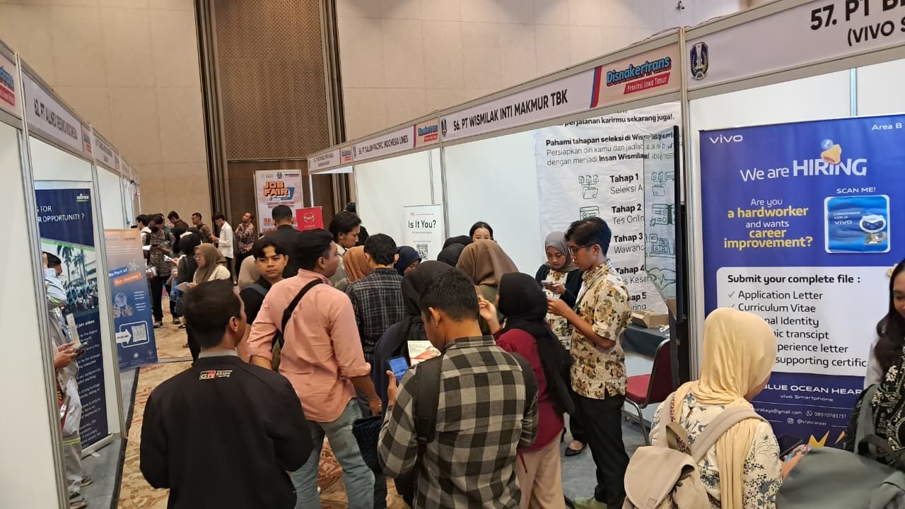 Ribuan Loker di Job Fair Inklusif 2025, Pemprov Jatim Tekan Angka Pengangguran
