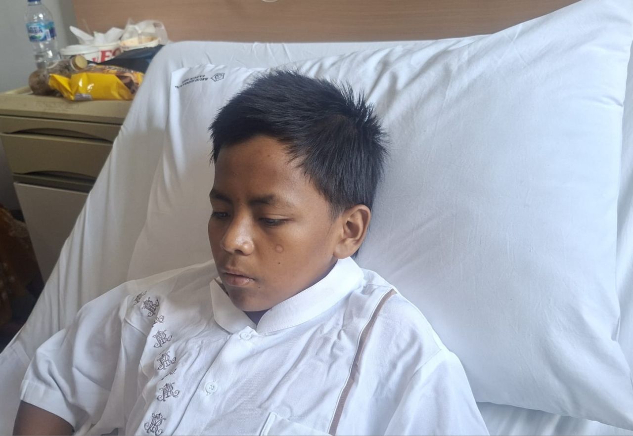 Cerita Alfatih, 3 Hari Tidur Saat Tertimbun Mushala Ponpes Al Khoziny