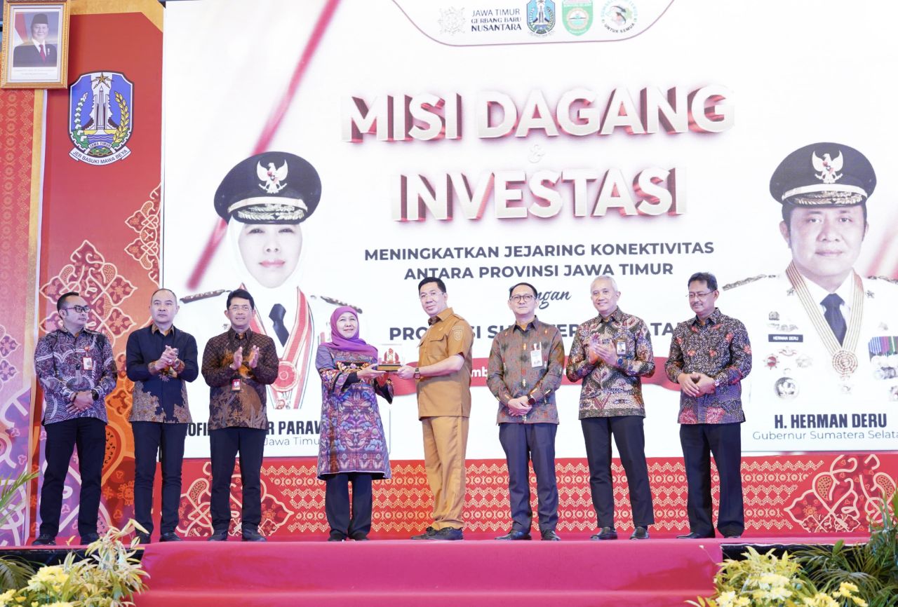 ThumbnailSinergi Bank Jatim dengan Pemprov di Misi Dagang Palembang Sinergi Bank Jatim dengan Pemprov di Misi Dagang Palembang