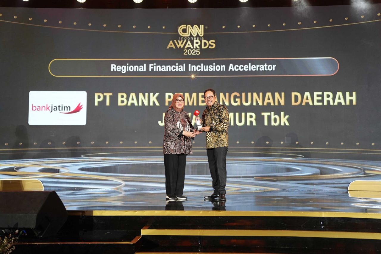 Bank Jatim Sabet Penghargaan dari CNN Indonesia, Ini Prestasinya