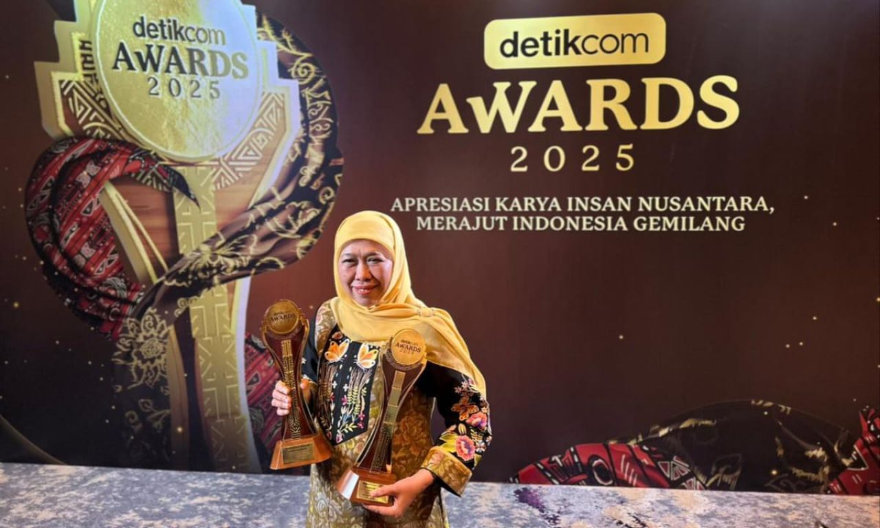 Dua Penghargaan untuk Khofifah: Bukti Jatim Menjadi Barometer Pembangunan Daerah