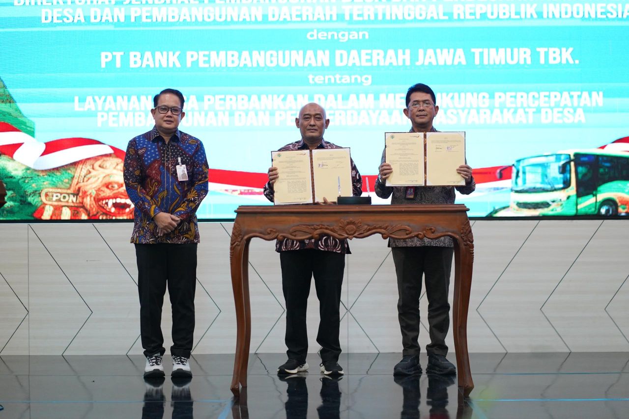 Bank Jatim dan Kemendes PDT RI Teken MoU Kerja Sama Perkuat Ekonomi Desa