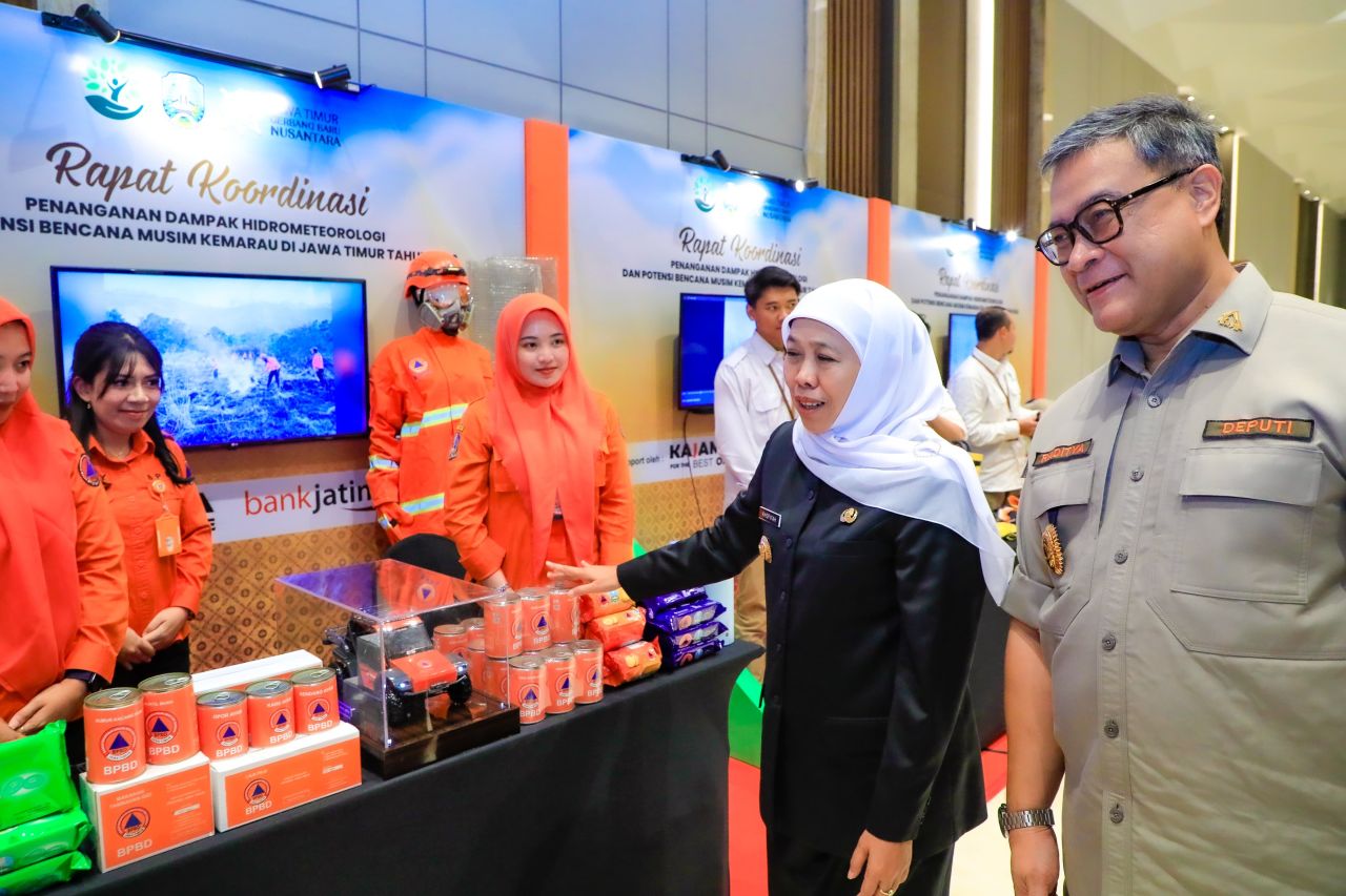 Rakor Penanganan Potensi Kemarau Panjang 2026, Khofifah : Jatim Siaga Karhutla