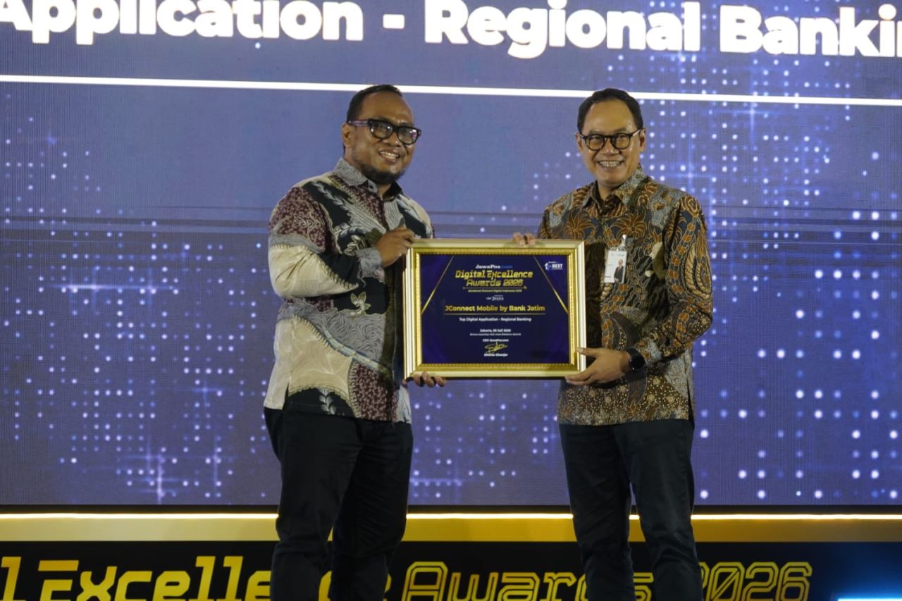 Lewat JConnect, Bank Jatim Boyong Dua Penghargaan