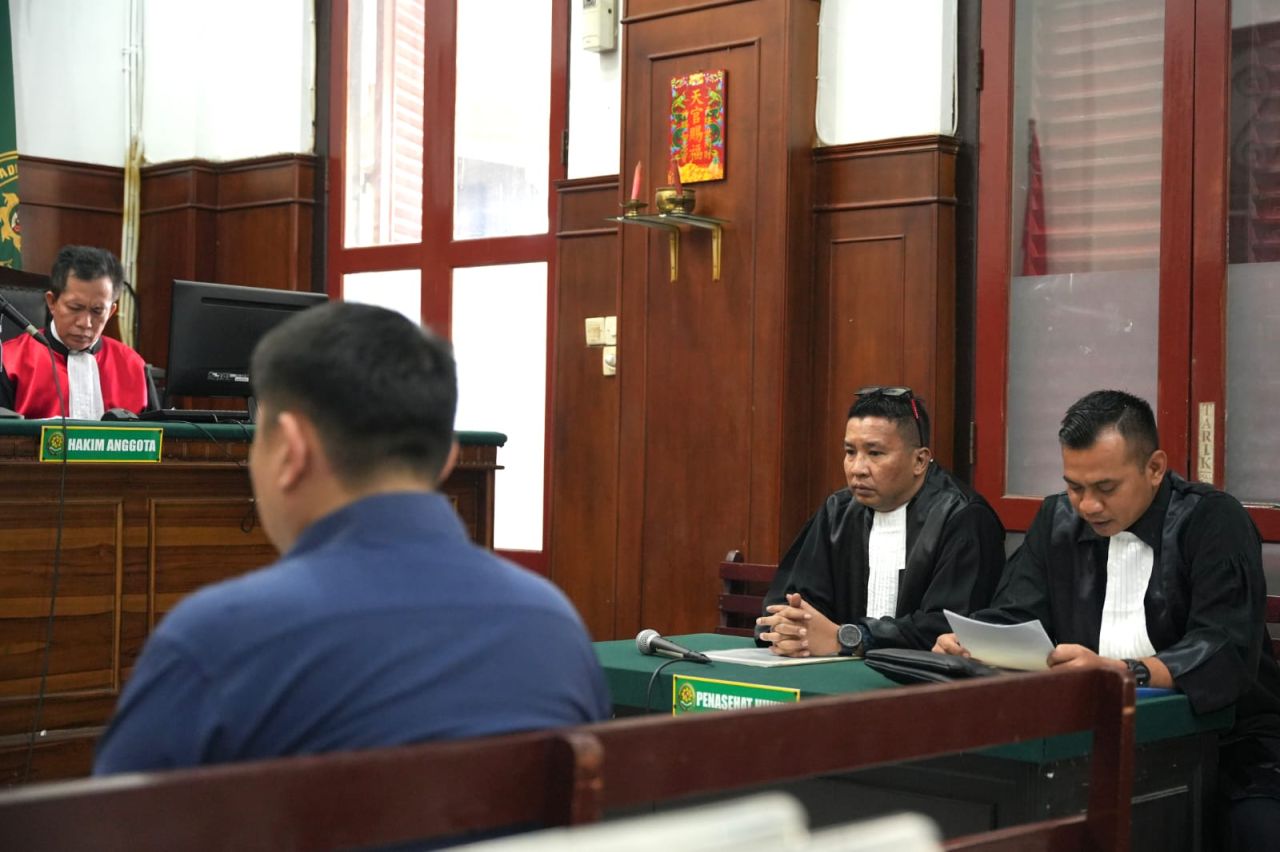 Eksepsi Ditolak, Kuasa Hukum Santoso Siap Uji Dakwaan dengan Fakta