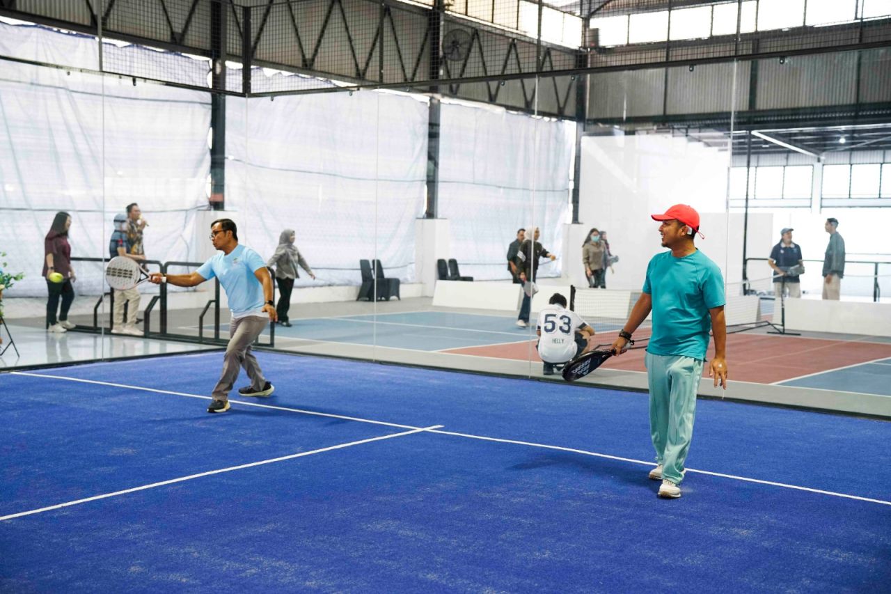 Perkuat Fasilitas Olahraga Modern, SIER Resmikan Lapangan Padel dan Pickleball