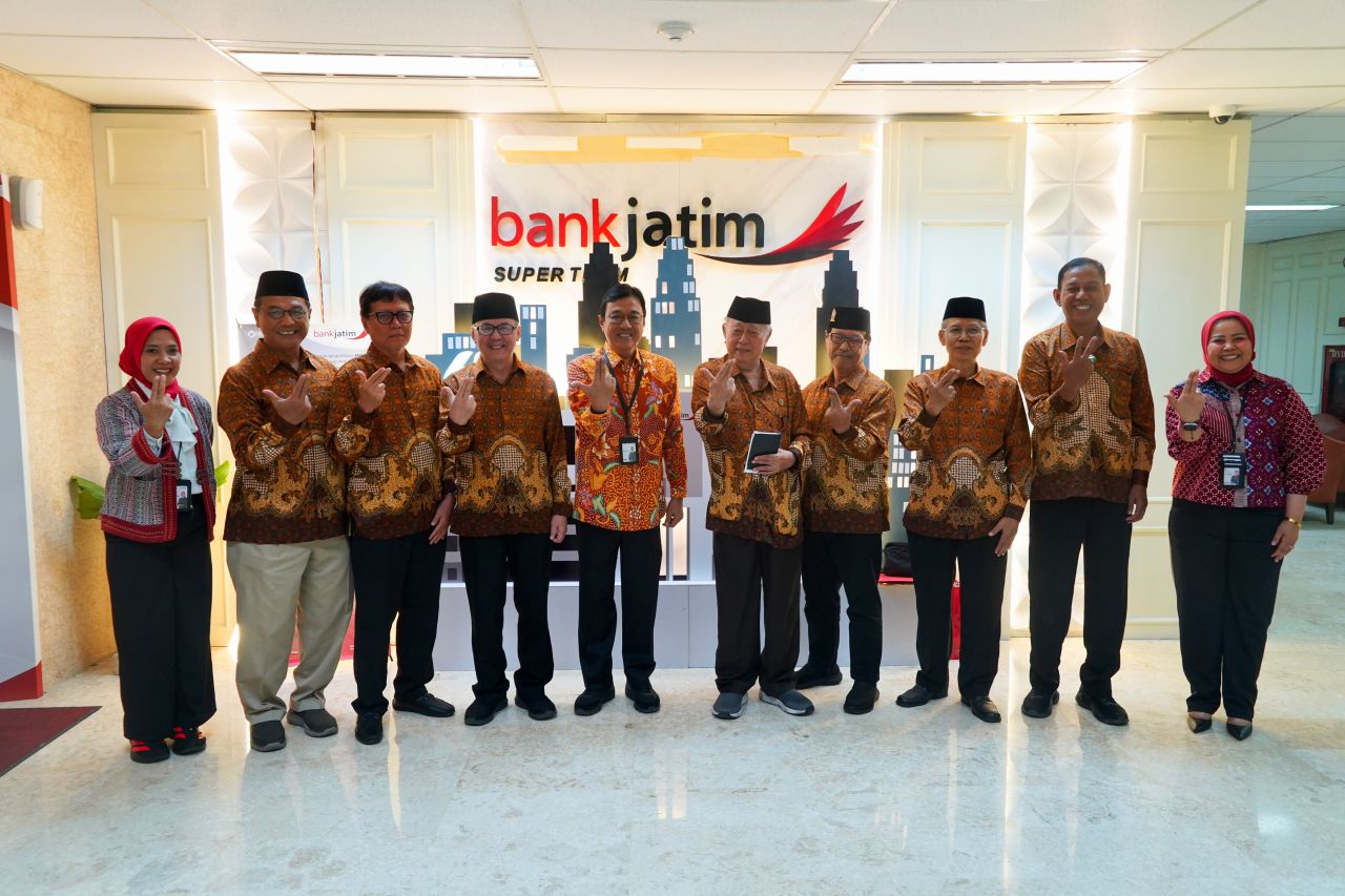 Bank Jatim dan PWRI Jatim Bersinergi, Hadirkan Kartu Pintar Elektronis bagi Anggota